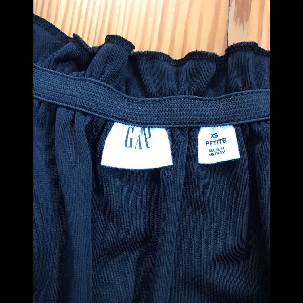 Gap Velvet Top  - Picture 5 of 6